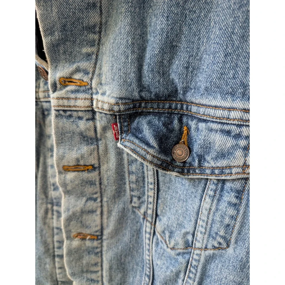 VTG 80s Levi's Denim Trucker Jacket Mens Medium Plaid Flannel Lined Made in USA